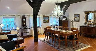 von_poll_real_estate_property_23026052n_image_9