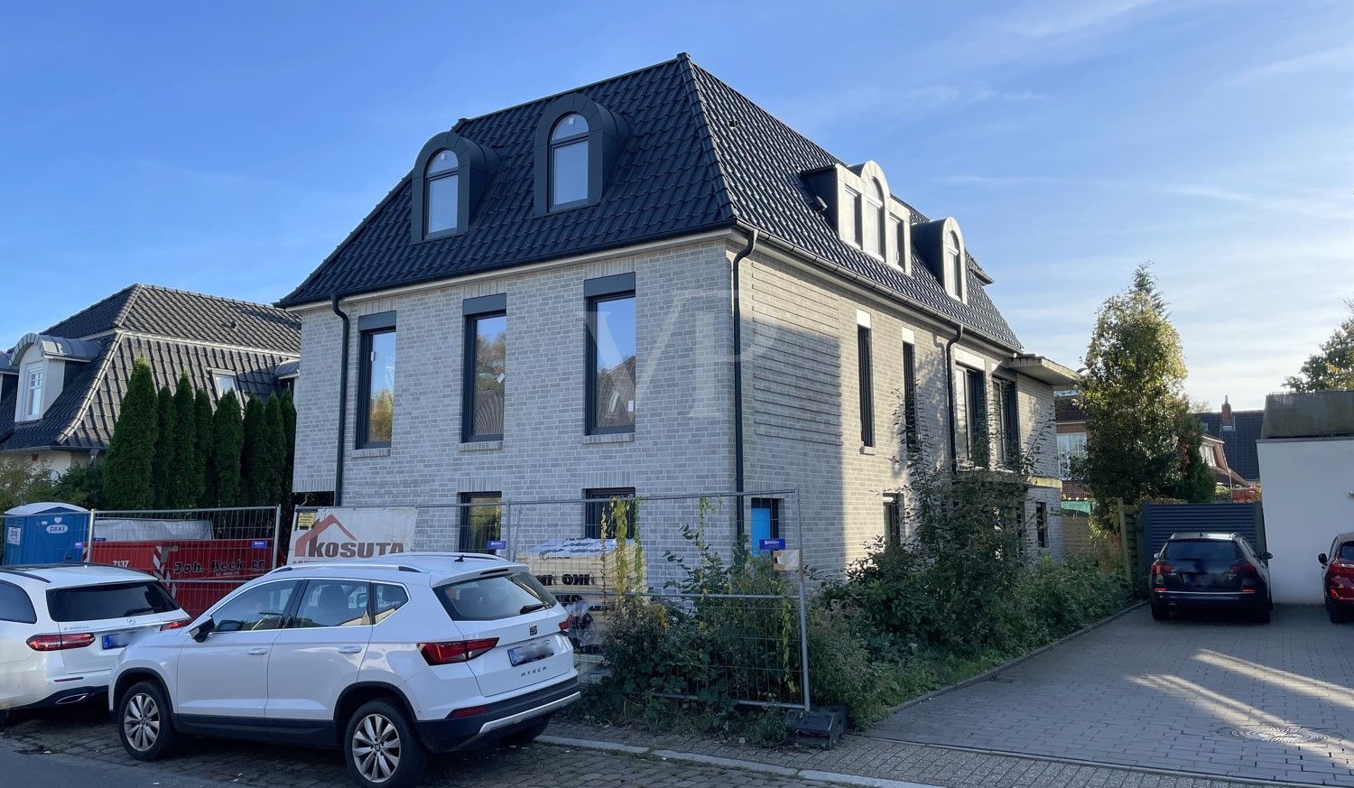 Straßenansicht