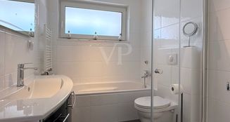 von_poll_real_estate_property_25026017_image_12