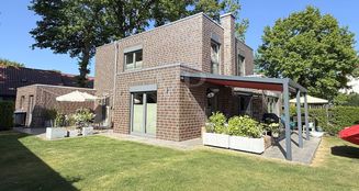 von_poll_real_estate_property_25026032_image_1