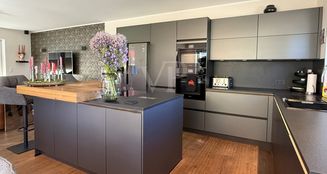 von_poll_real_estate_property_25026032_image_2