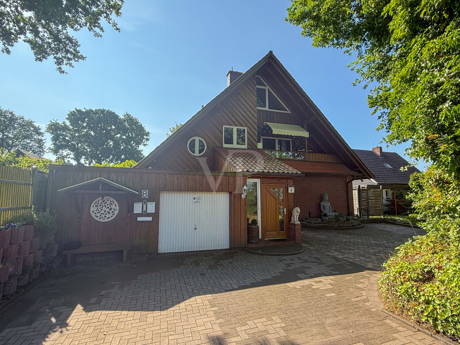 Straßenansicht