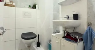 von_poll_real_estate_property_25026031A_image_11