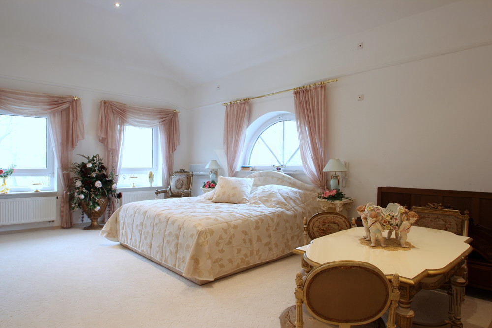 Masterschlafzimmer OG