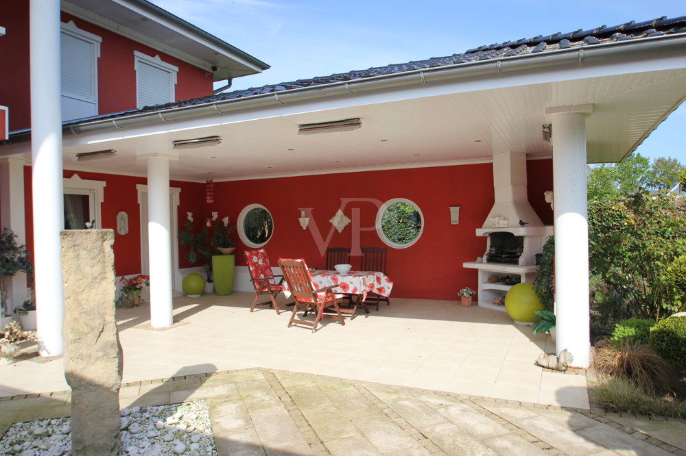 Imposante Villa mit Wellnessbereich