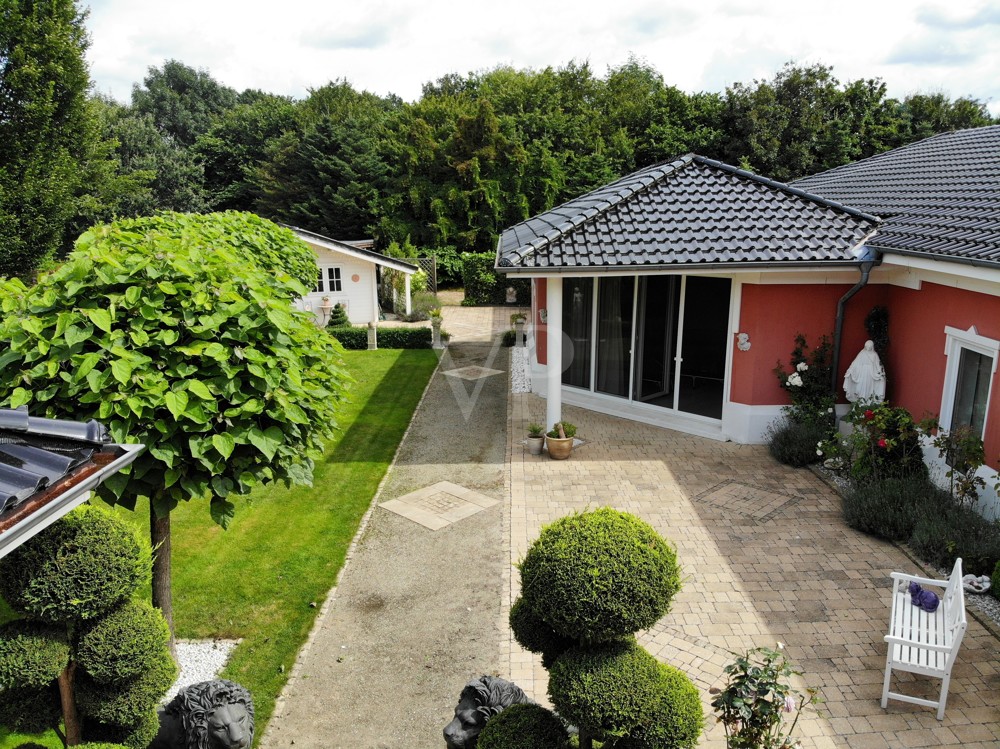 Imposante Villa mit Wellnessbereich