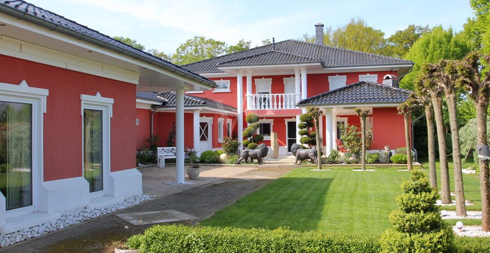 Imposante Villa mit Wellnessbereich