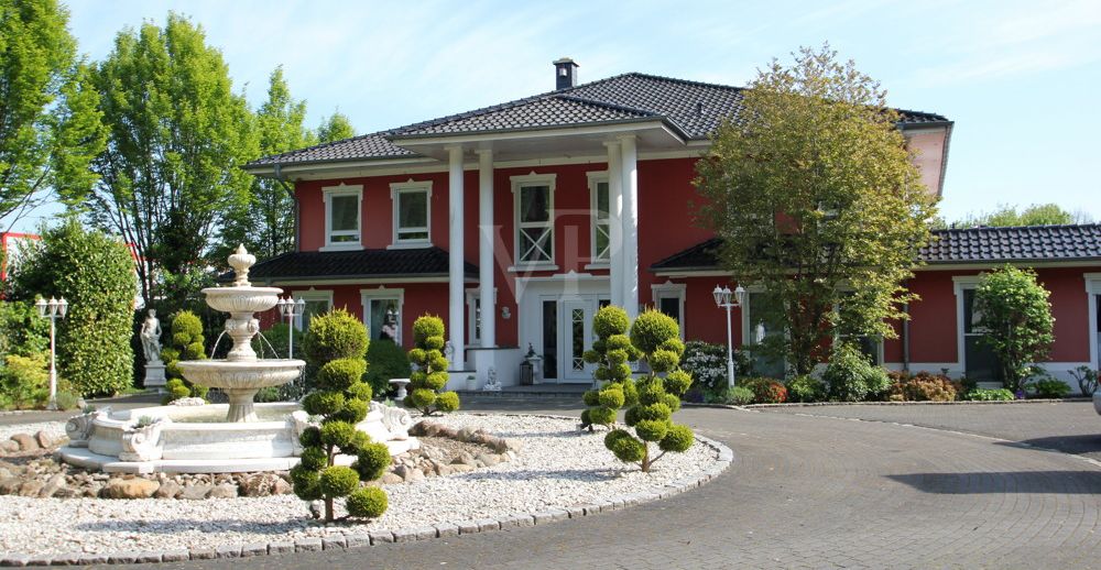 Imposante Villa mit Wellnessbereich