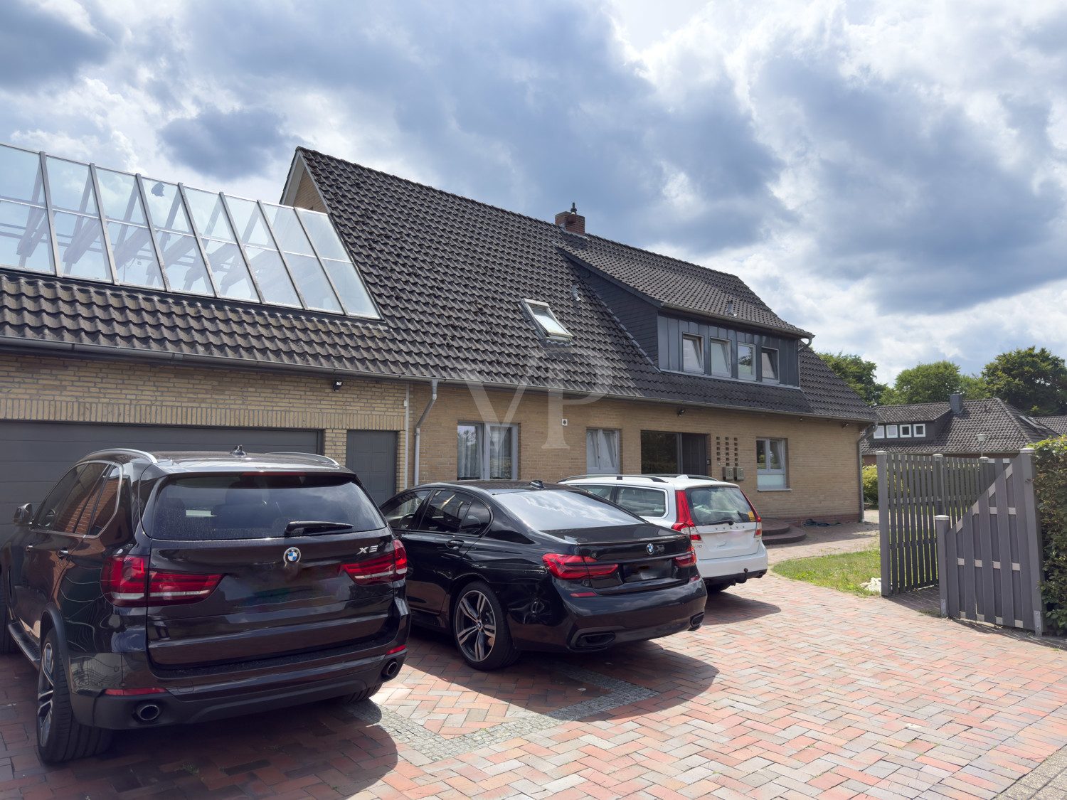 Solide Kapitalanlage - vermietetes Zweifamilienhaus in Sandkrug