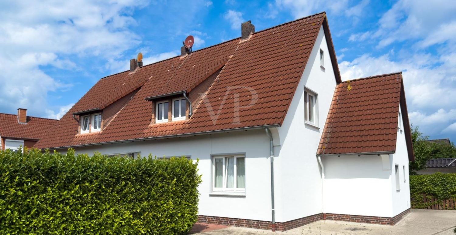 Nähe Klinikum Oldenburg - vermietetes Mehrfamilienhaus mit vier Wohneinheiten