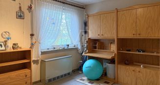 von_poll_real_estate_property_24026097b_image_14