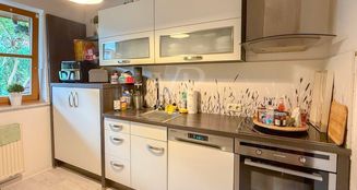 von_poll_real_estate_property_25026038a_image_2