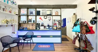 von_poll_real_estate_property_25026050_image_6