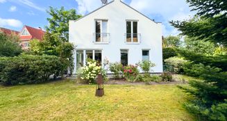 von_poll_real_estate_property_25026046_image_1