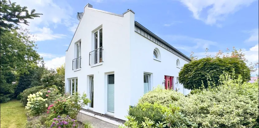 von Poll Immobilien GmbH