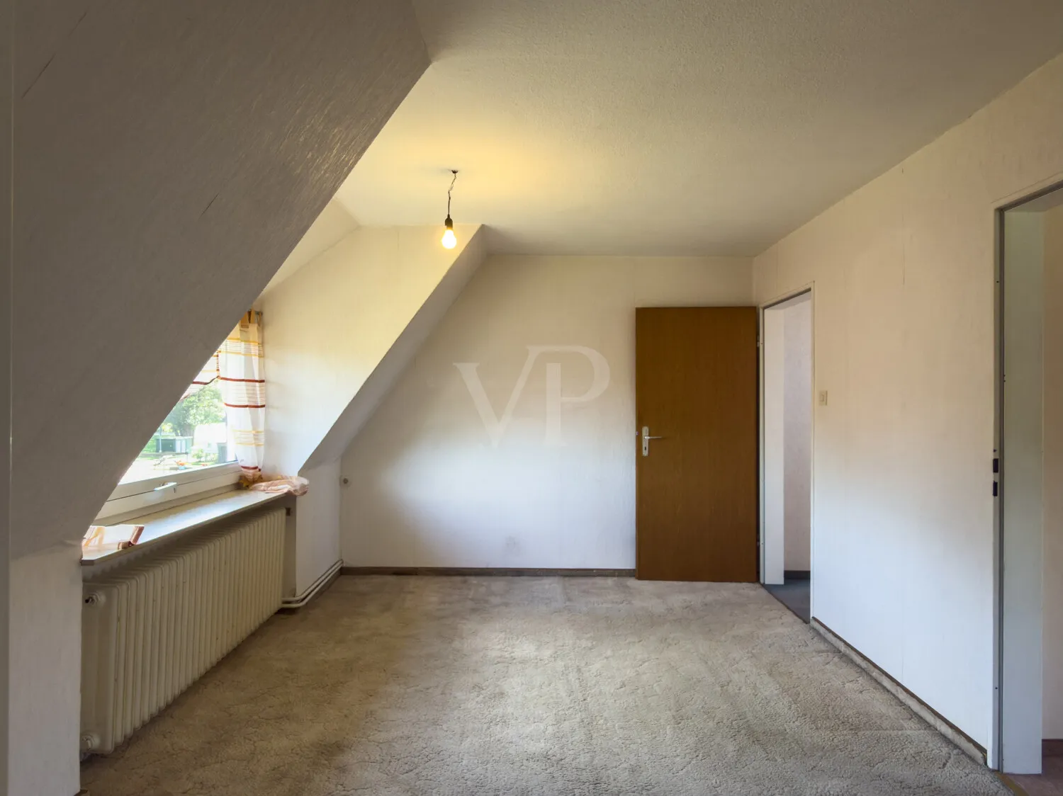 Zimmer 6 DG (Durchgangszimmer)