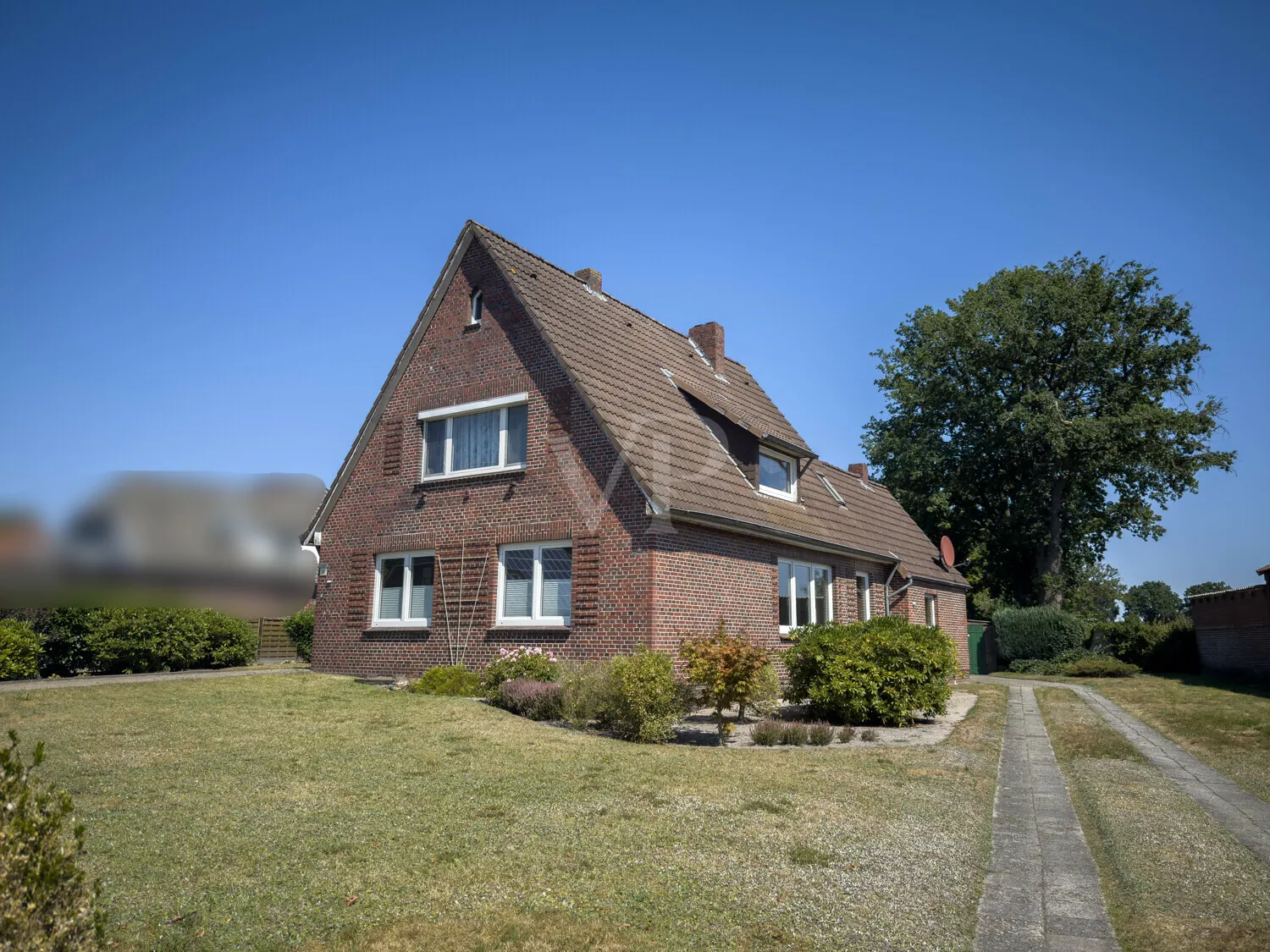 Straßenansicht 1