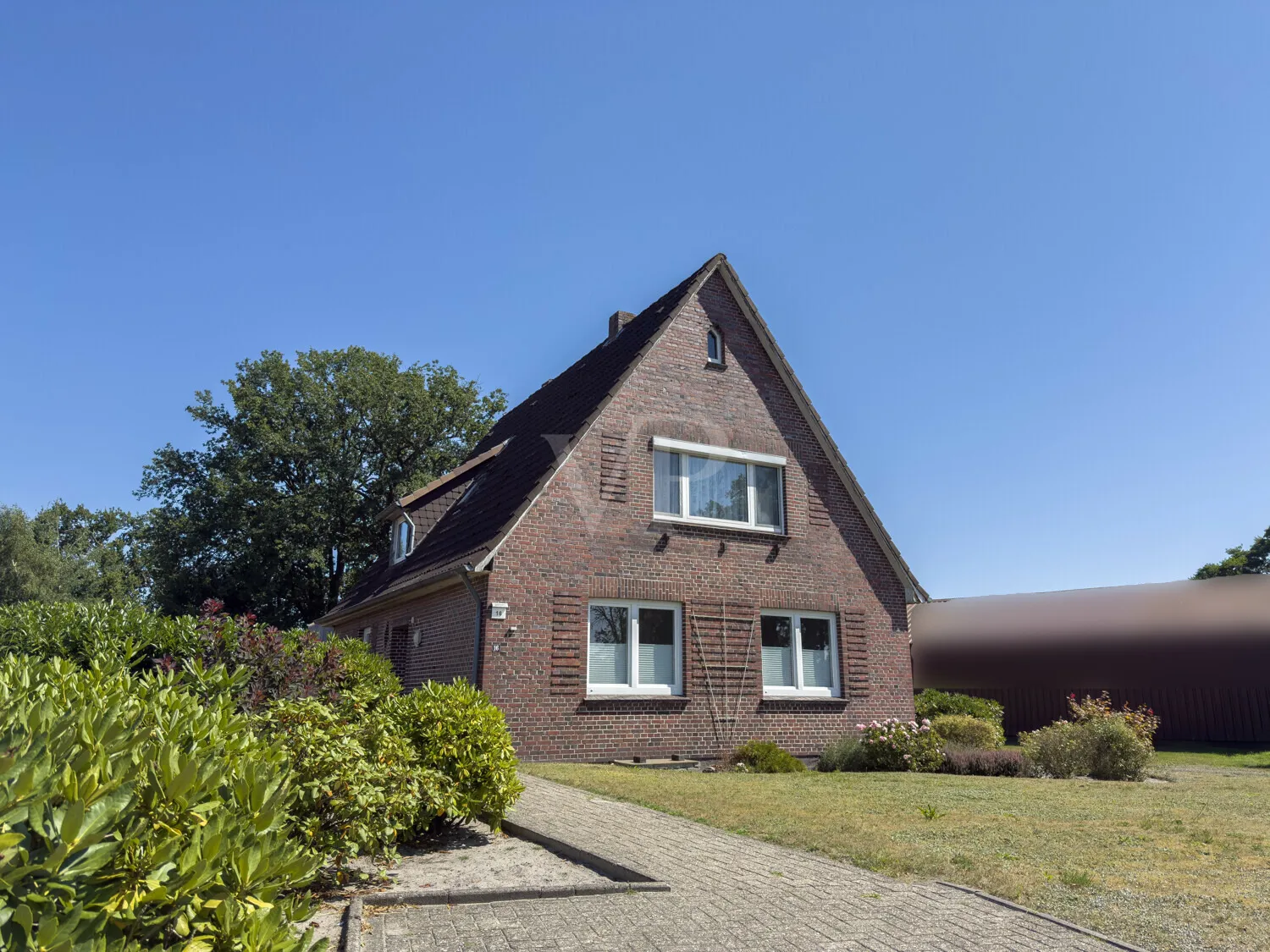 Straßenansicht 2