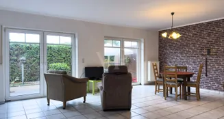 von_poll_real_estate_property_25026052_image_5