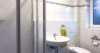 von_poll_real_estate_property_25026052_image_8