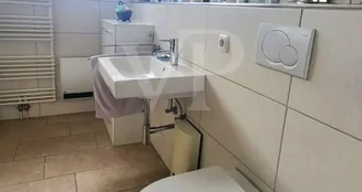 von_poll_real_estate_property_25026064_image_11