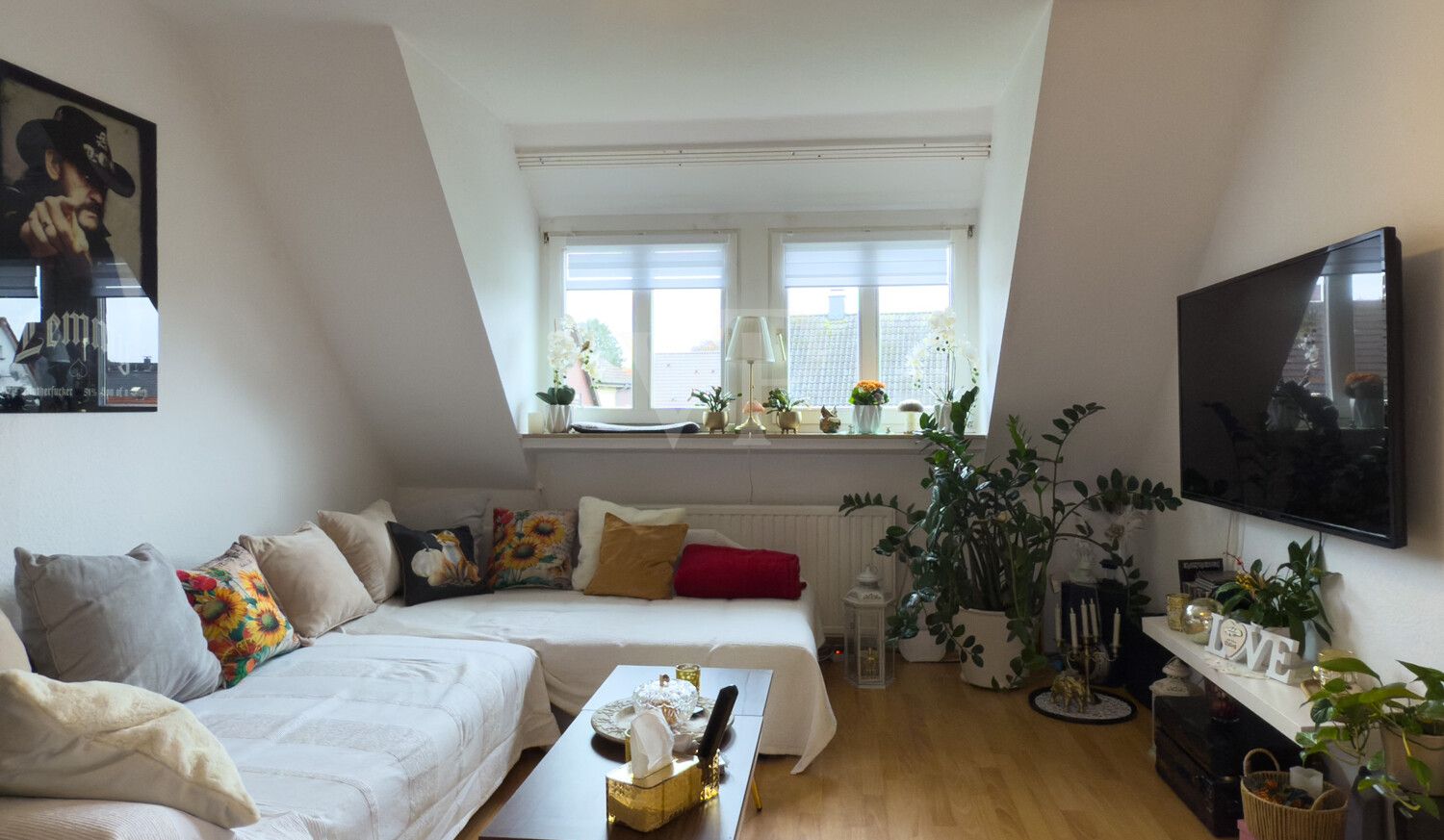 Wohnzimmer DG links