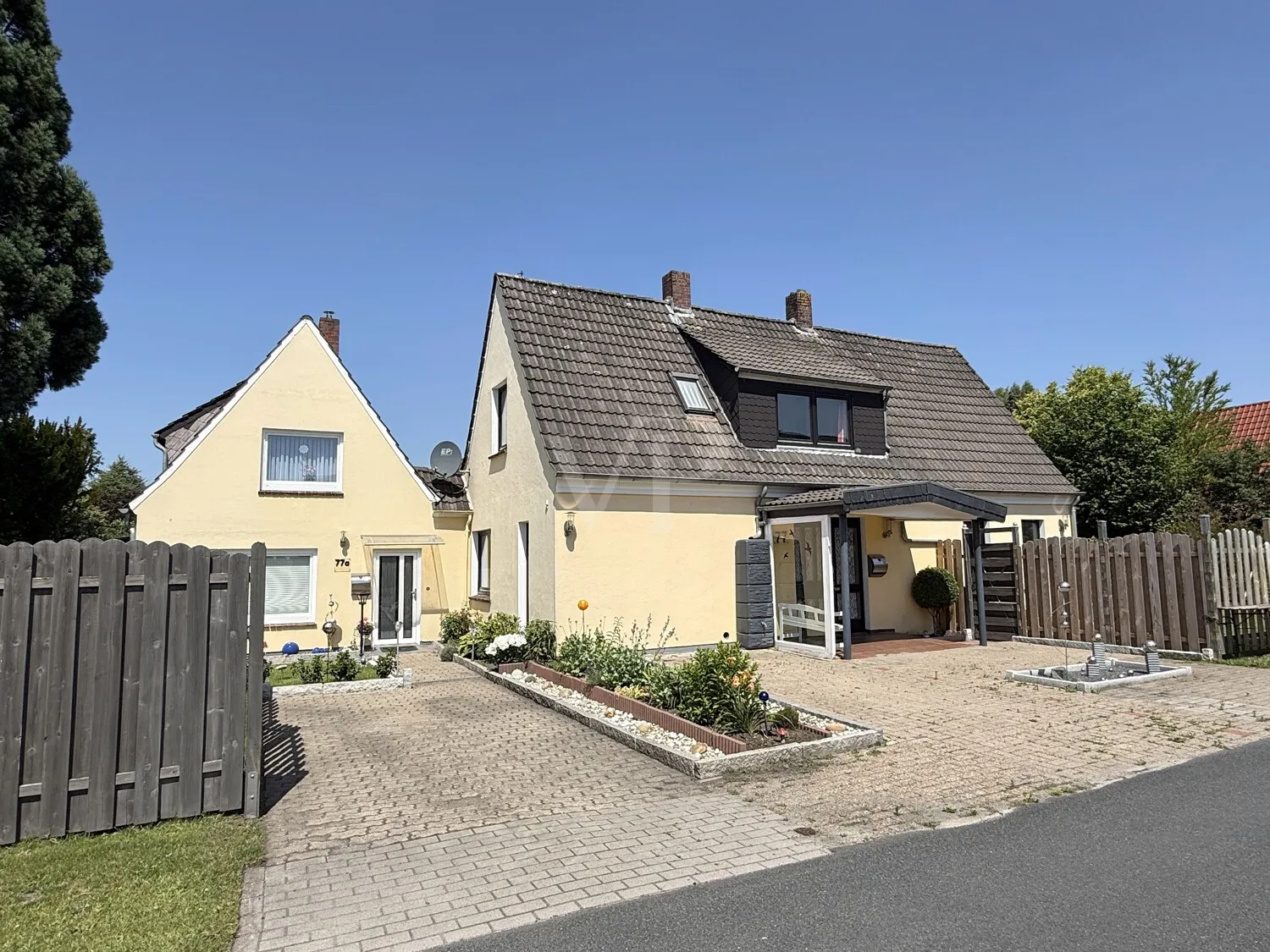 Straßenansicht