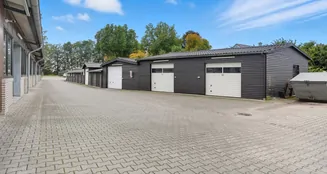 von_poll_real_estate_property_25026043z_image_33