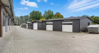 von_poll_real_estate_property_25026043z_image_33