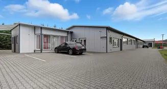 von_poll_real_estate_property_25026043z_image_18