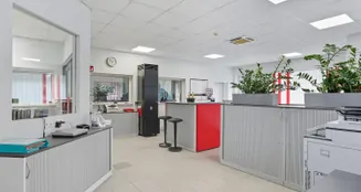 von_poll_real_estate_property_25026043z_image_21