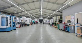 von_poll_real_estate_property_25026043z_image_25