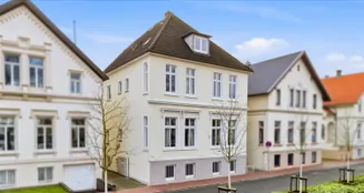 von_poll_real_estate_property_25026061p_image_0