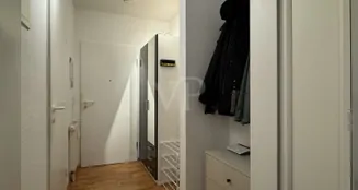 von_poll_real_estate_property_25026070_image_6