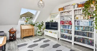 von_poll_real_estate_property_25026063_image_5