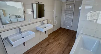 von_poll_real_estate_property_25026034bp_image_14