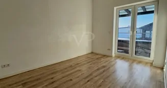 von_poll_real_estate_property_25026034bp_image_15