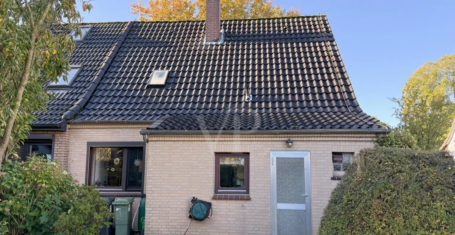 Doppelhaushälfte mit Potenzial in Top-Lage Alexandersfeld / Oldenburg