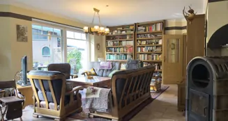 von_poll_real_estate_property_25026054g_image_12