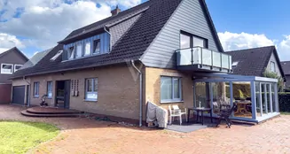 von_poll_real_estate_property_25026040n_image_2