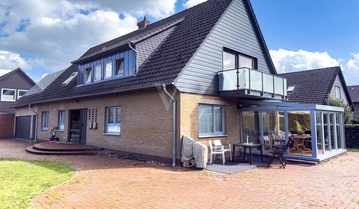 Neuvermietung oder Eigennutzung – Zweifamilienhaus in Sandkrug