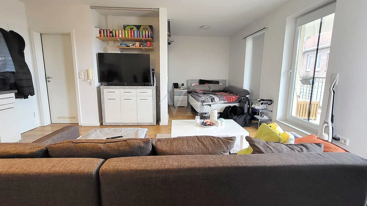Modernes Appartement inklusive Einbauküche, Balkon und Stellplatz