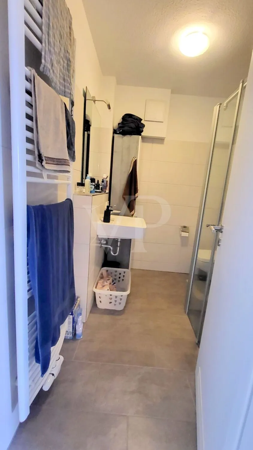 Modernes Appartement inklusive Einbauküche, Balkon und Stellplatz
