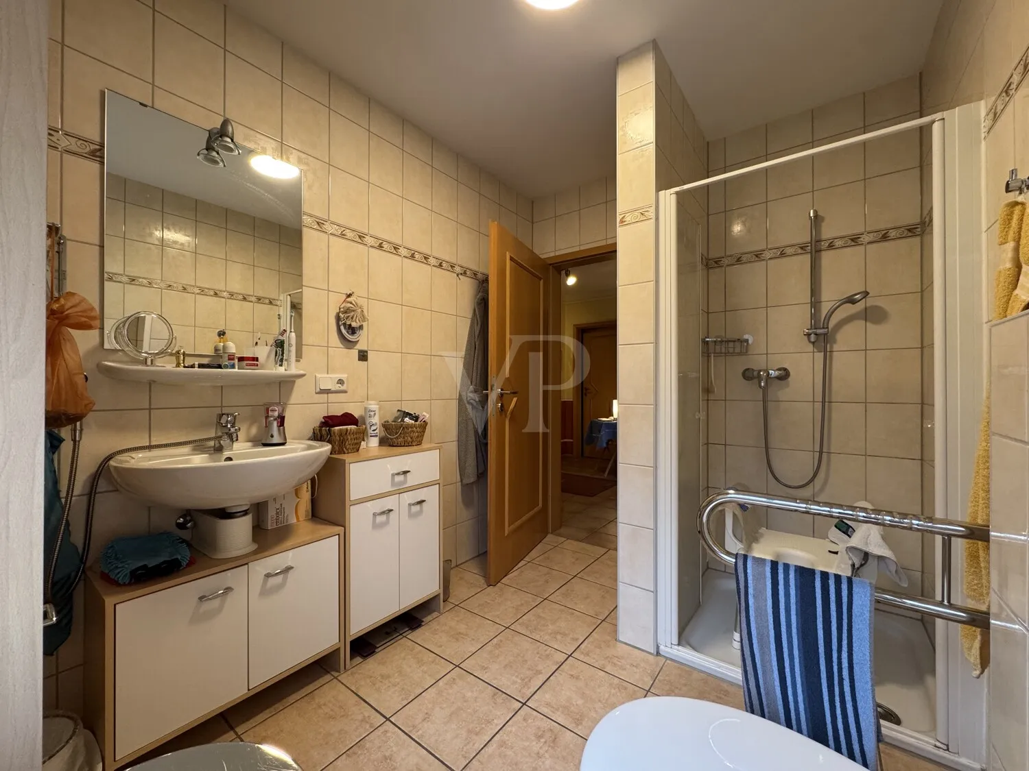 Badezimmer-Einliegerwohnung