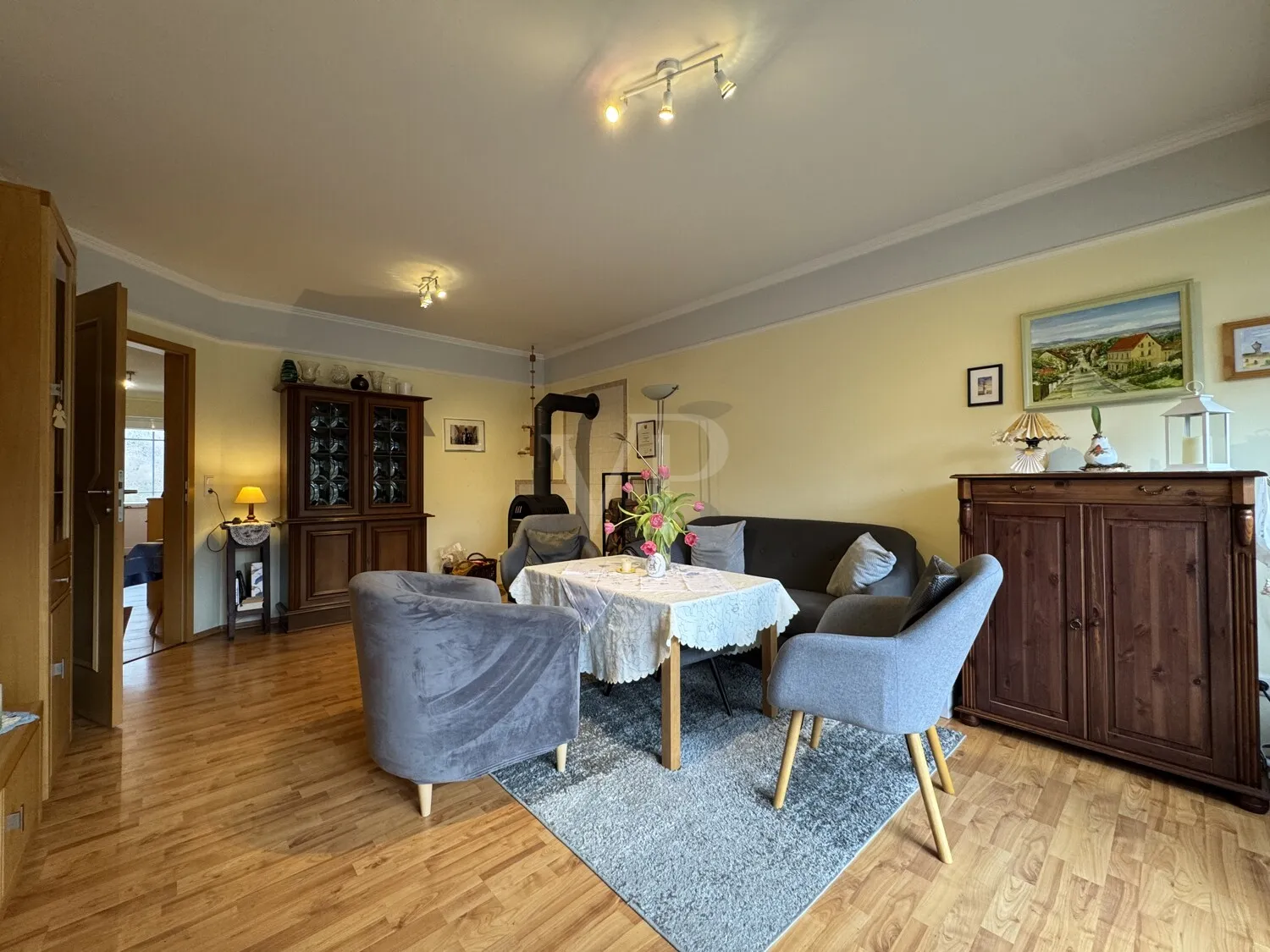 Wohnzimmer-Einliegerwohnung