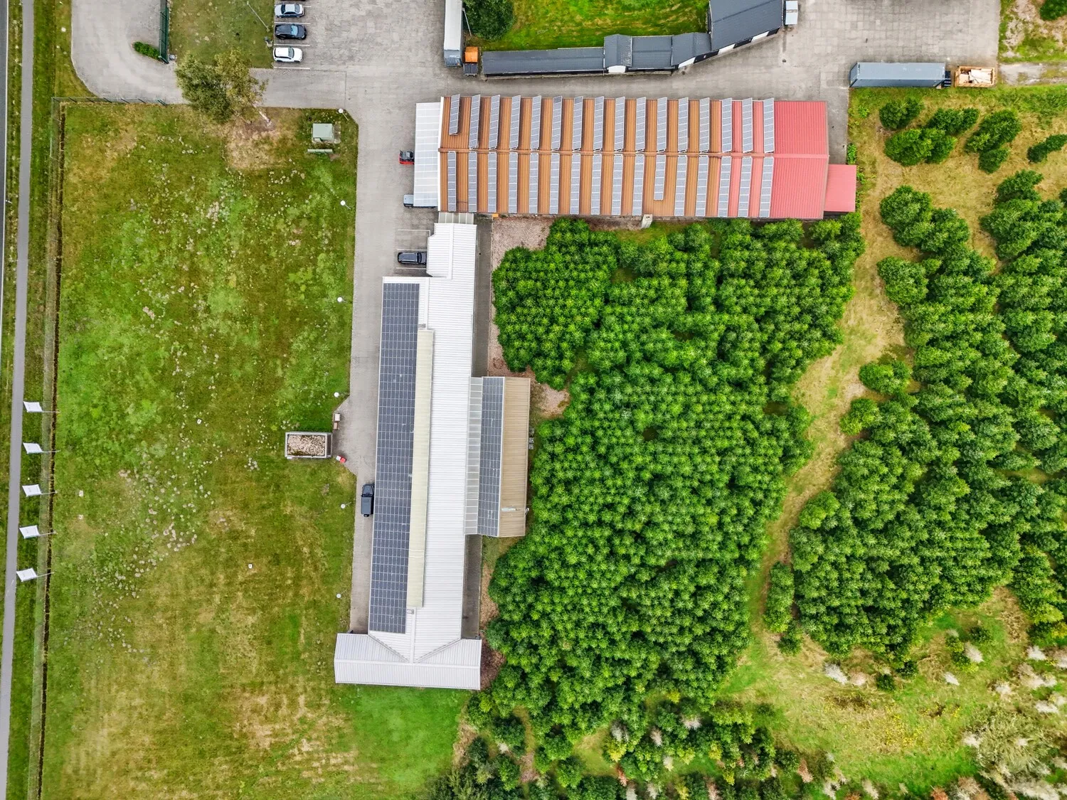 Wohn- & Gewerbeanwesen: Ideale Eigennutzung oder Kapitalanlage mit ca. 246.000 € Soll-Miete p.a.