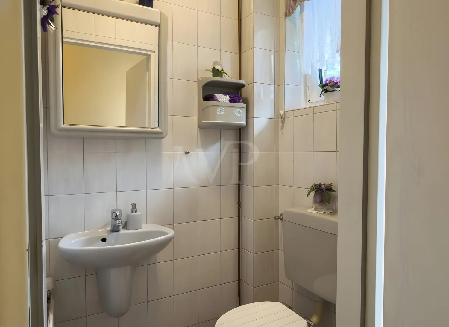 Gäste-WC EG