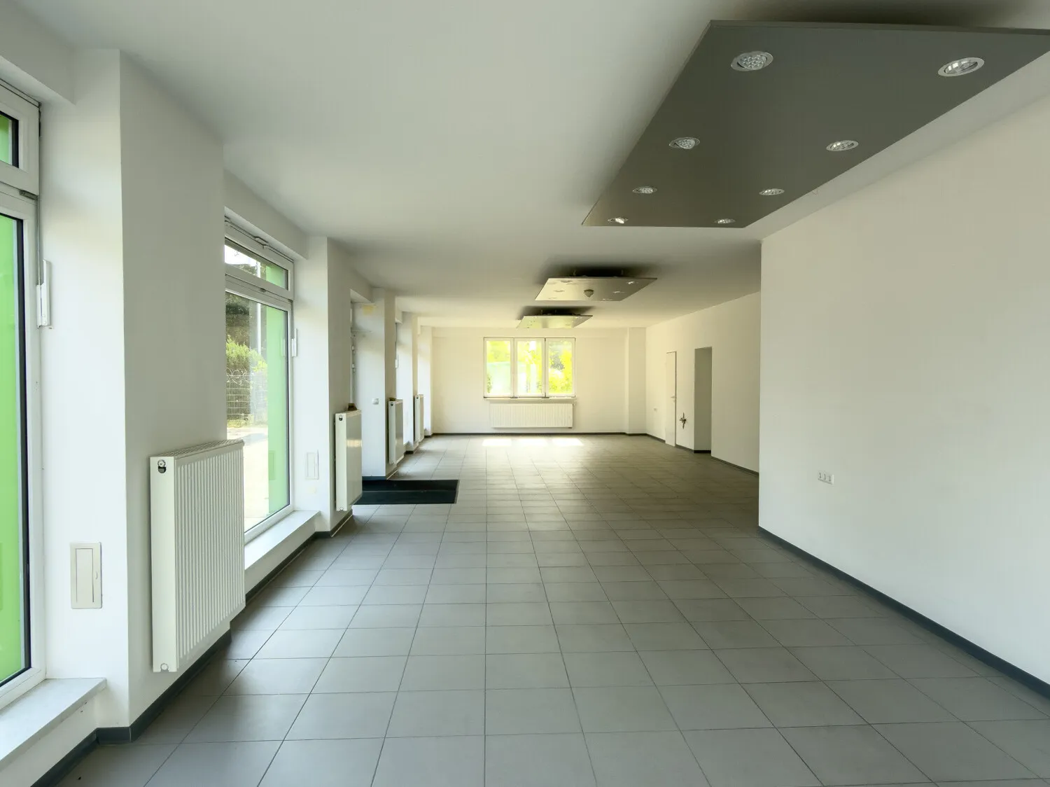 großzügige Büro-/Ausstellfläche
