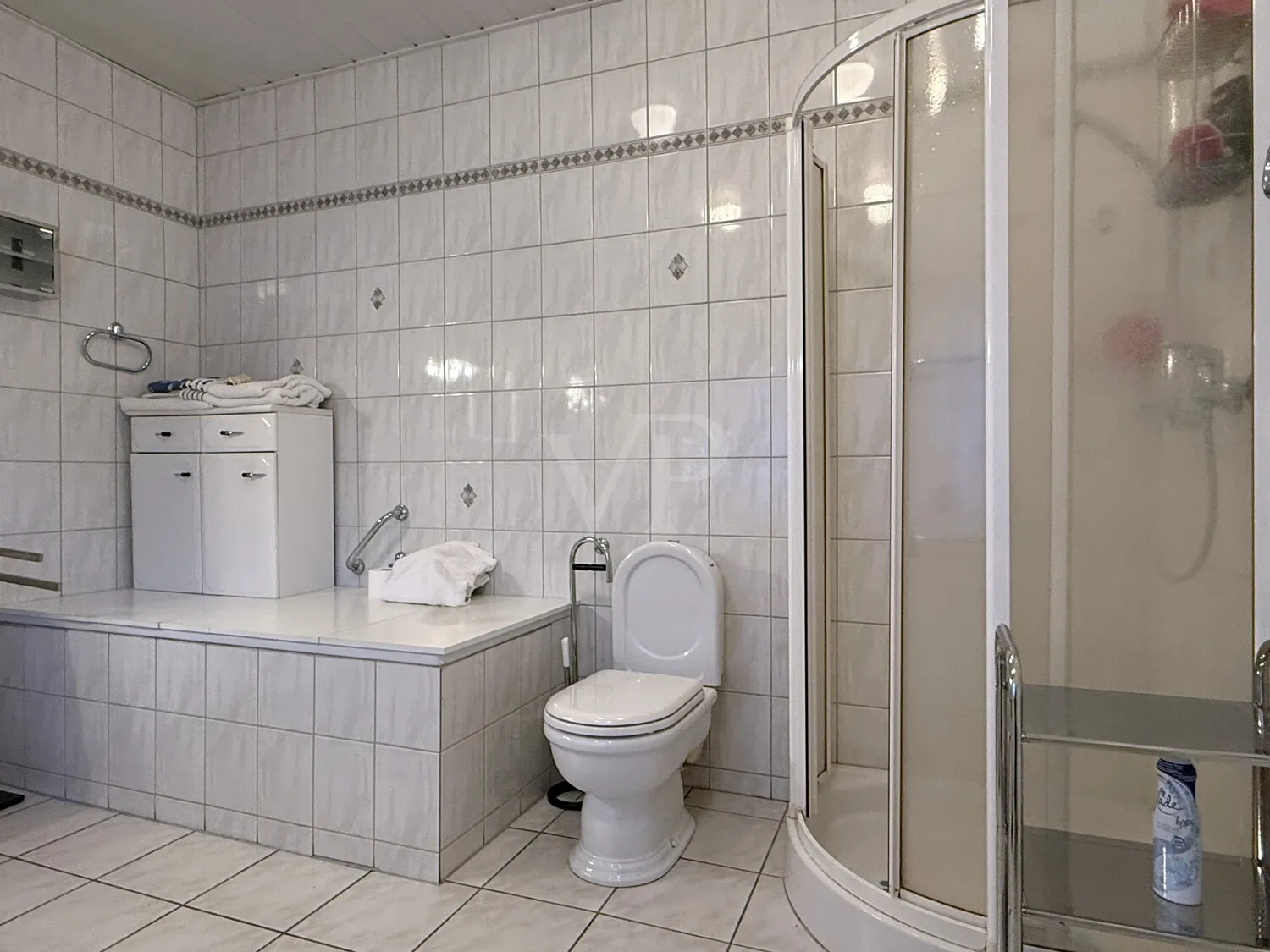 Badezimmer EG