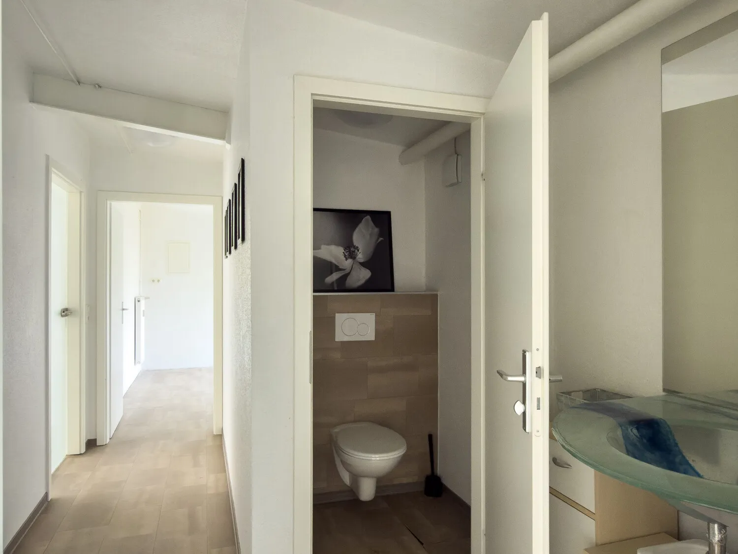 Flur und WC